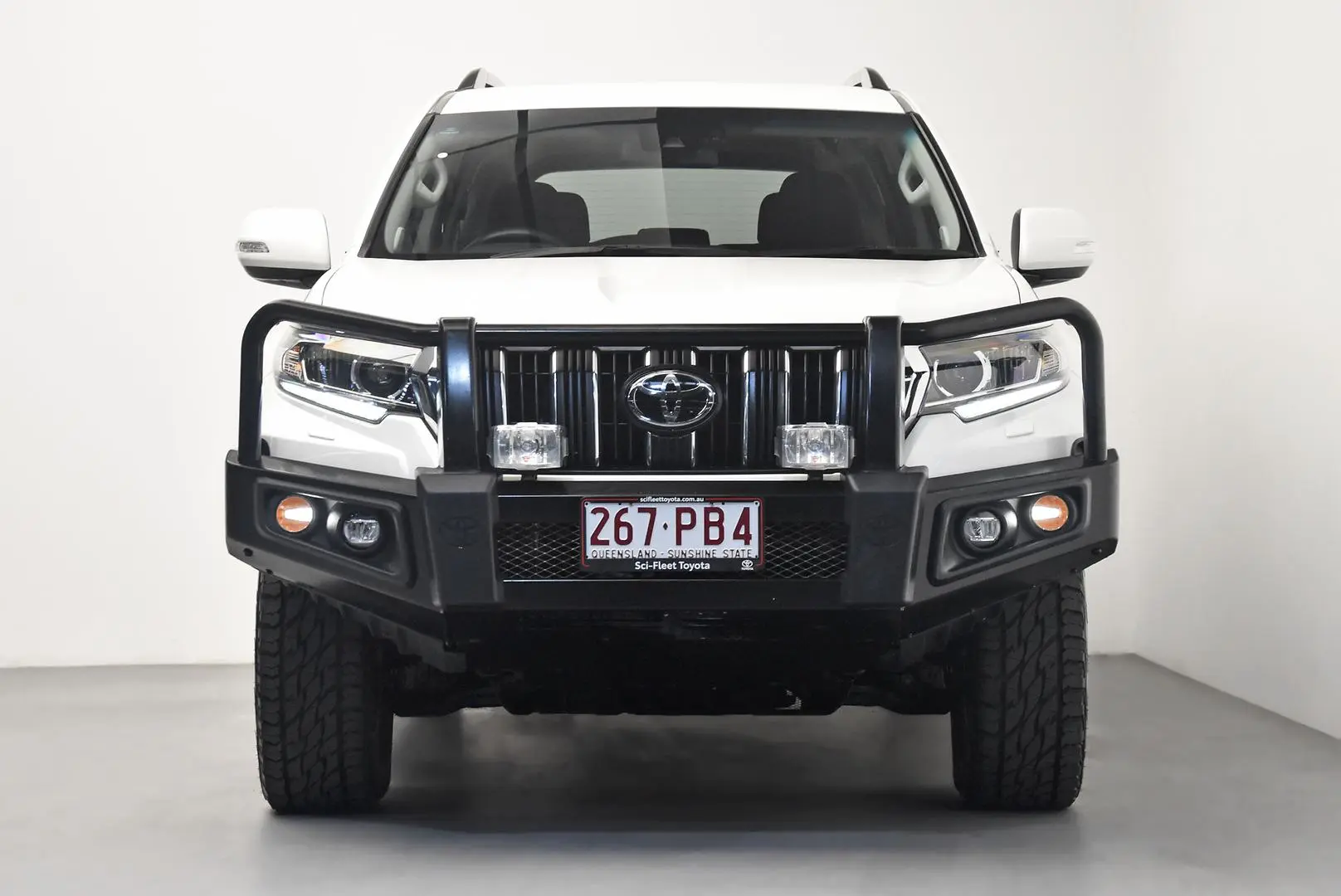 2022 Toyota Landcruiser Prado Gallery Image 2
