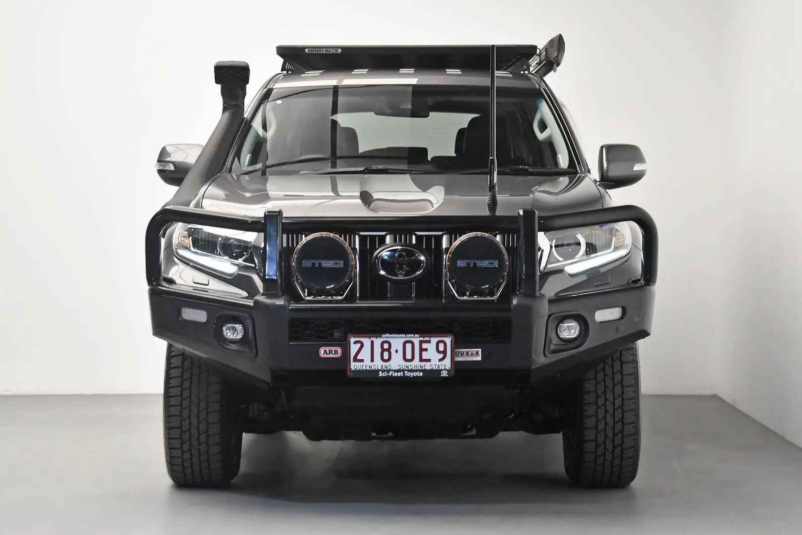 2021 Toyota Landcruiser Prado Gallery Image 2