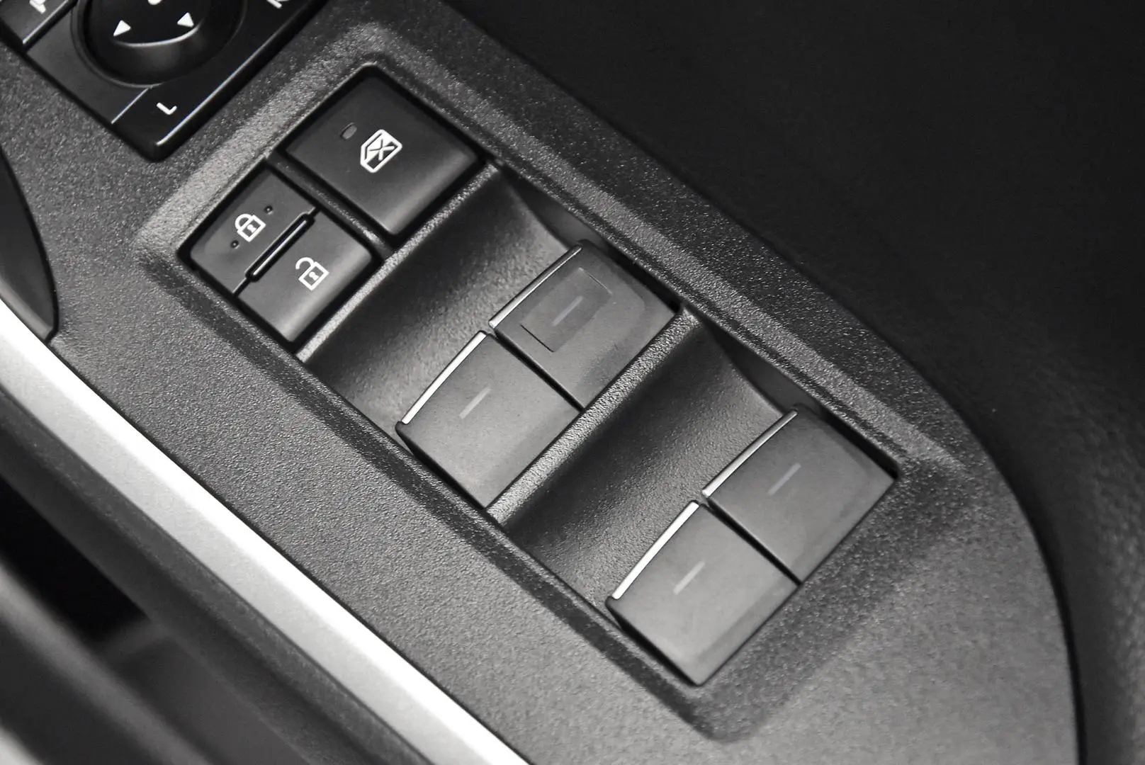 2024 Toyota RAV4 Gallery Image 10