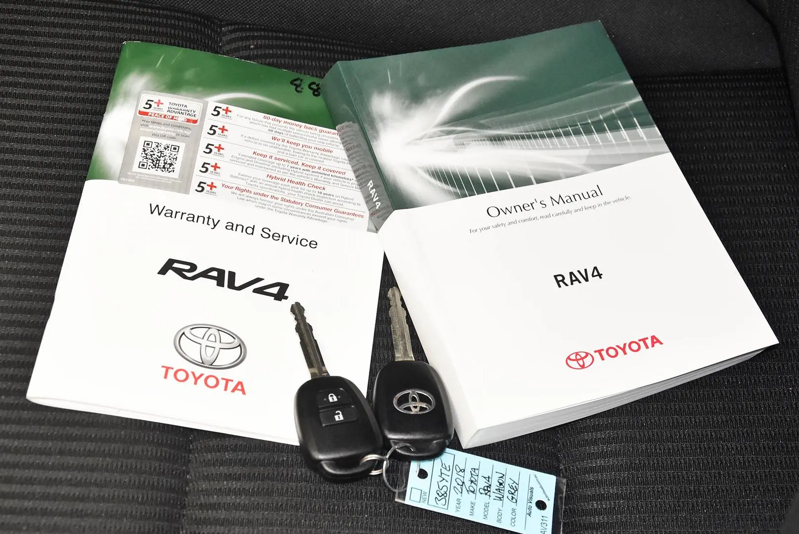 2018 Toyota RAV4 Gallery Image 19