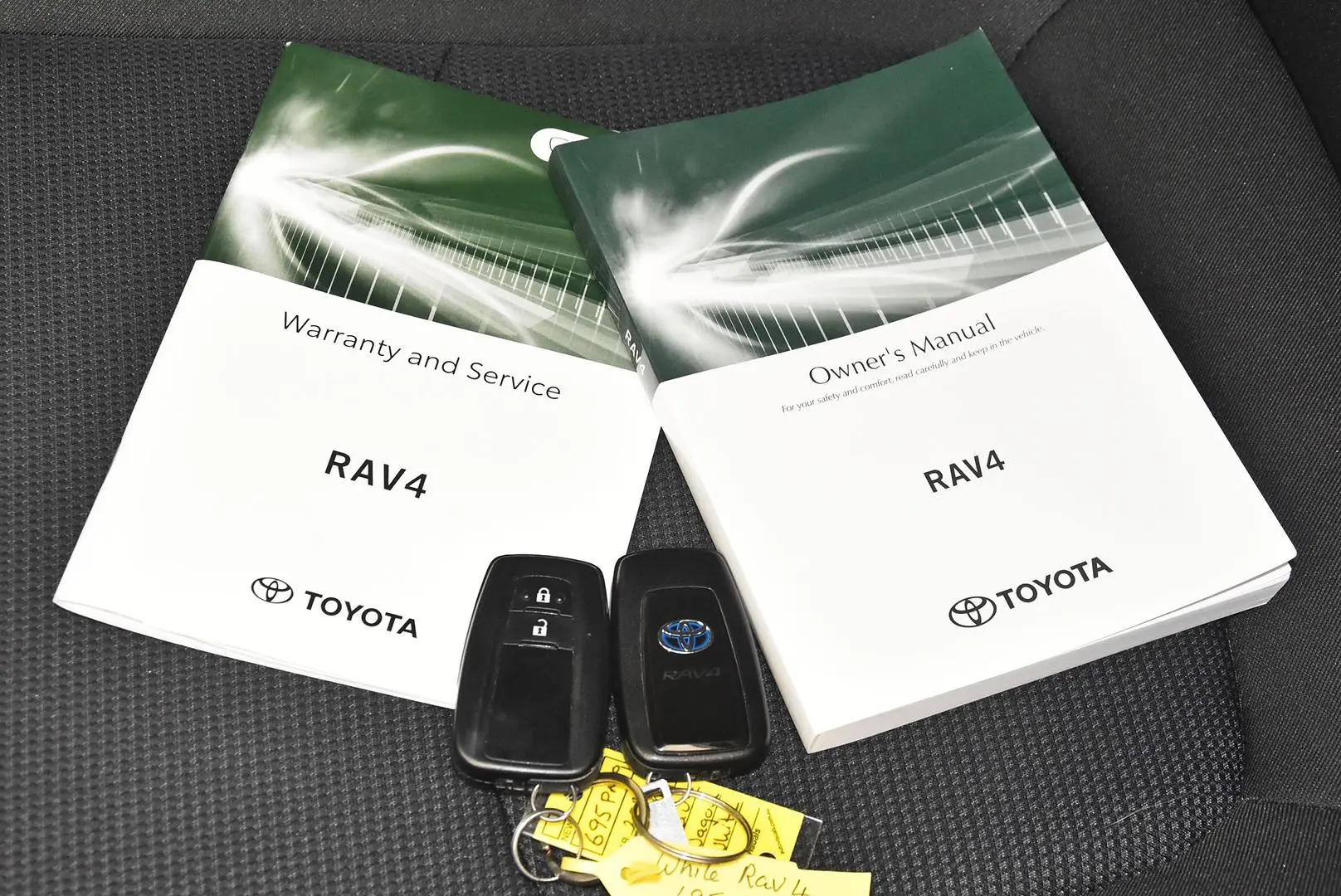 2022 Toyota RAV4 Gallery Image 20