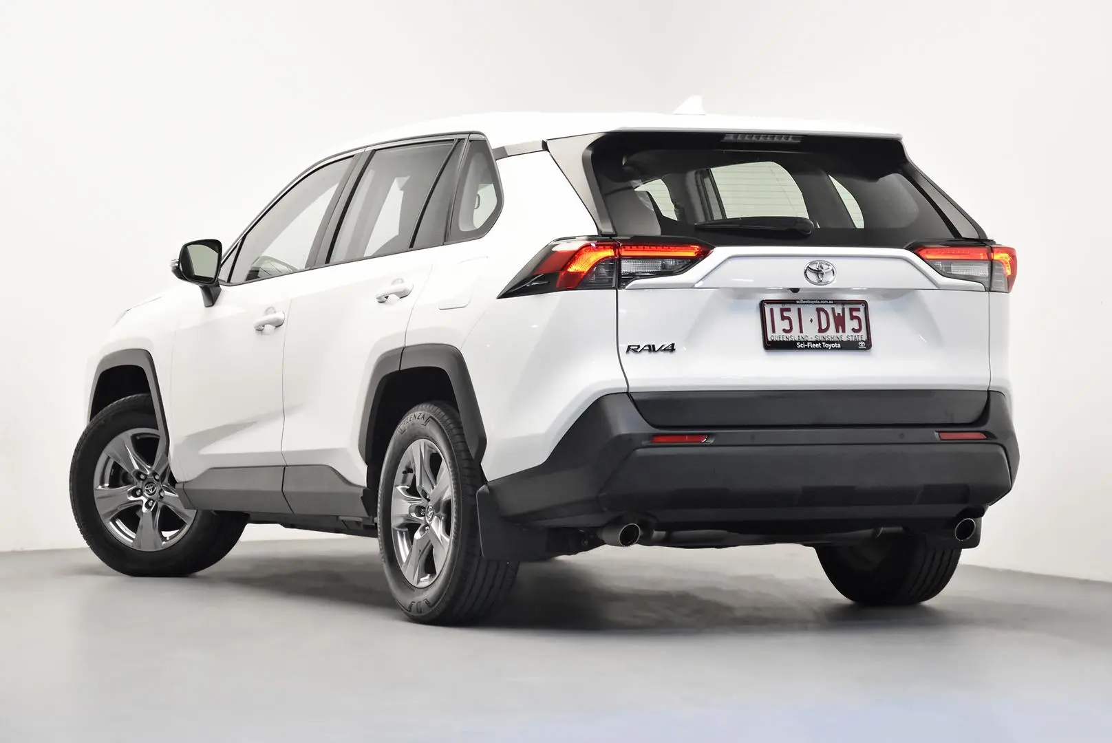 2022 Toyota Rav4 Gallery Image 5