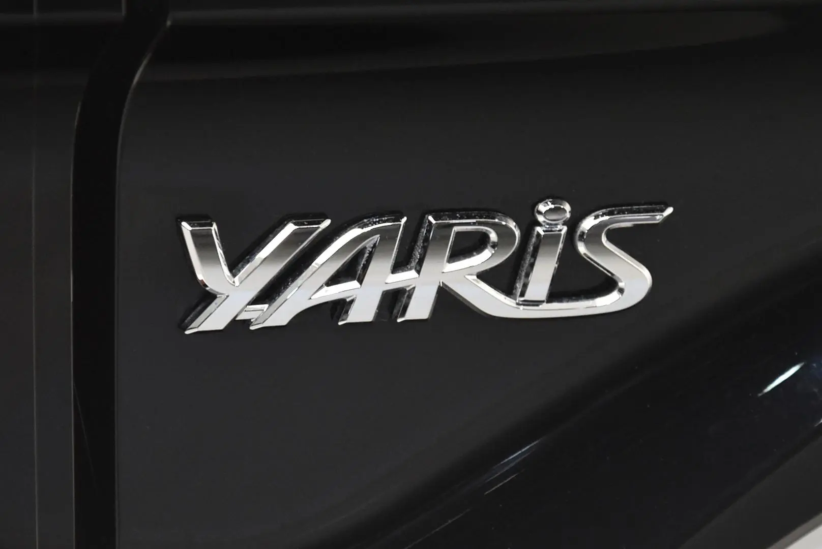 2025 Toyota Yaris Gallery Image 7