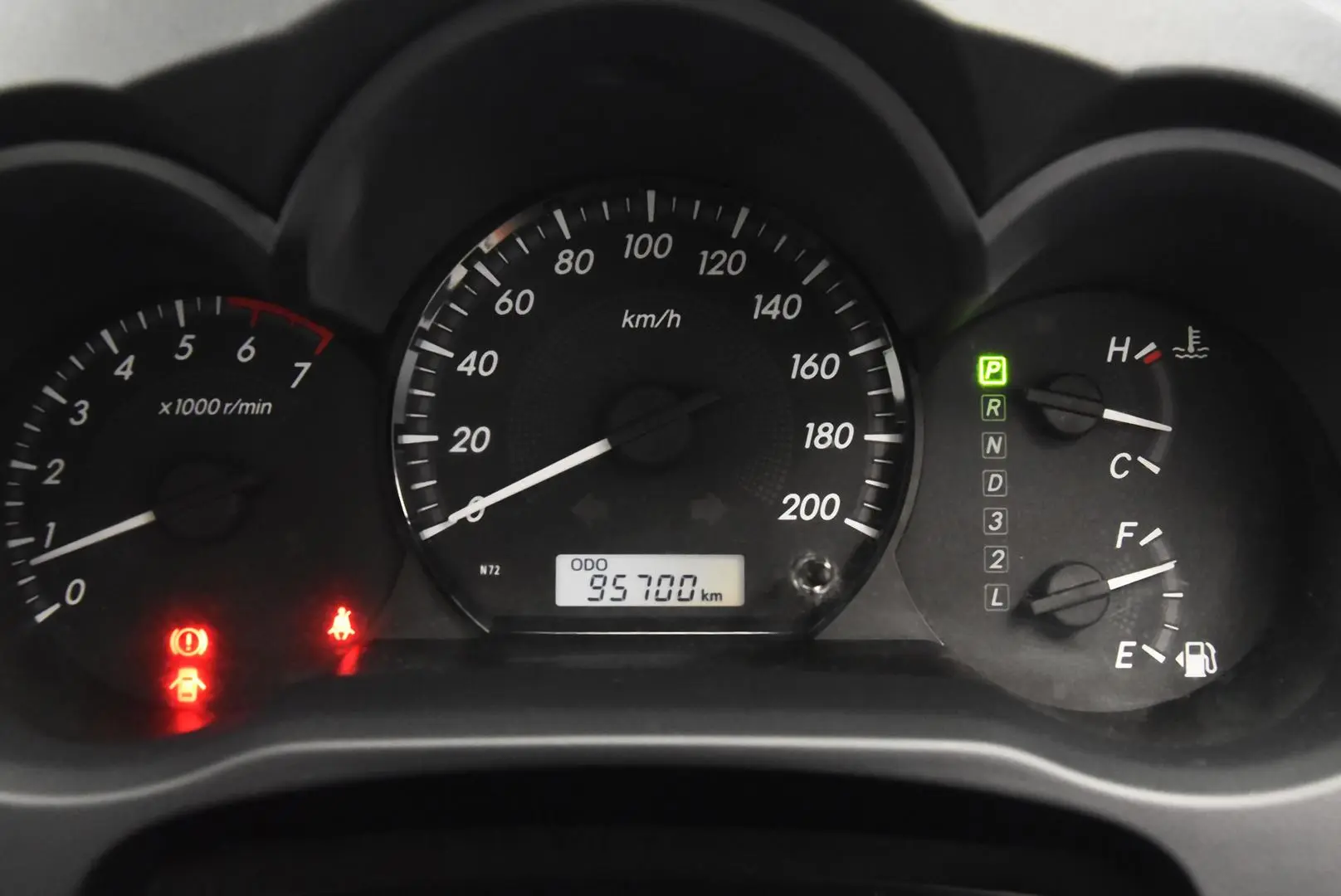 2014 Toyota Hilux Gallery Image 9