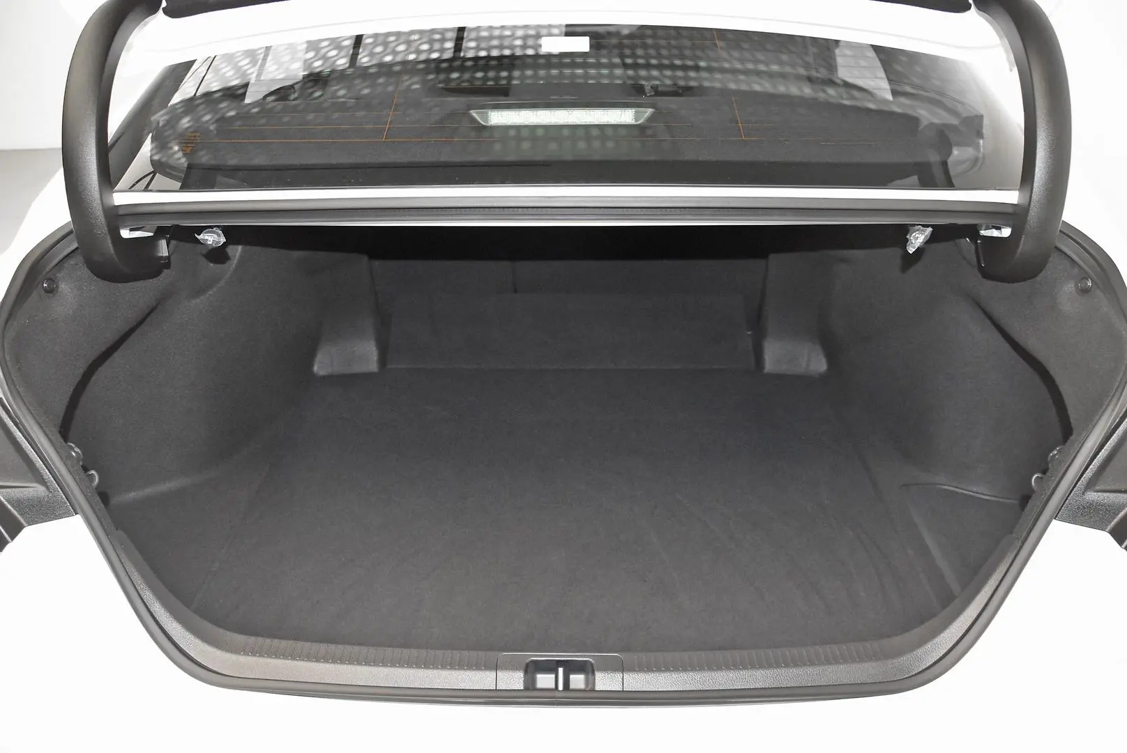 2024 Toyota Camry Gallery Image 20