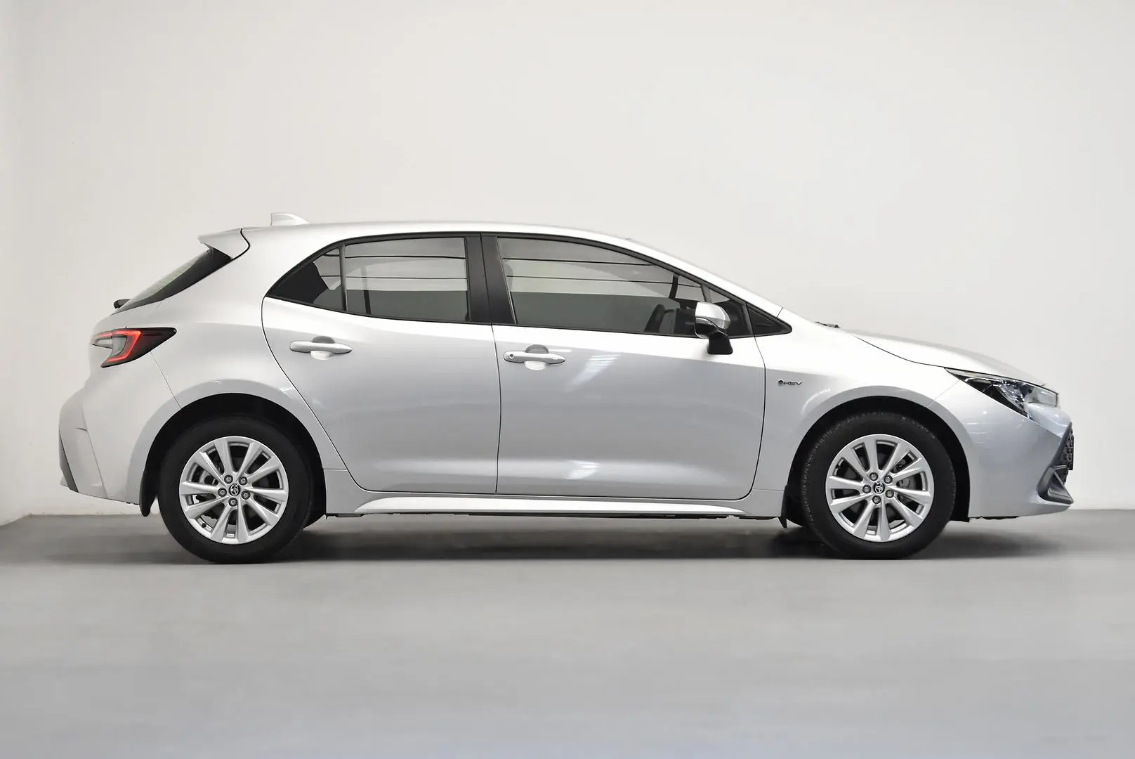 2024 Toyota Corolla Gallery Image 3