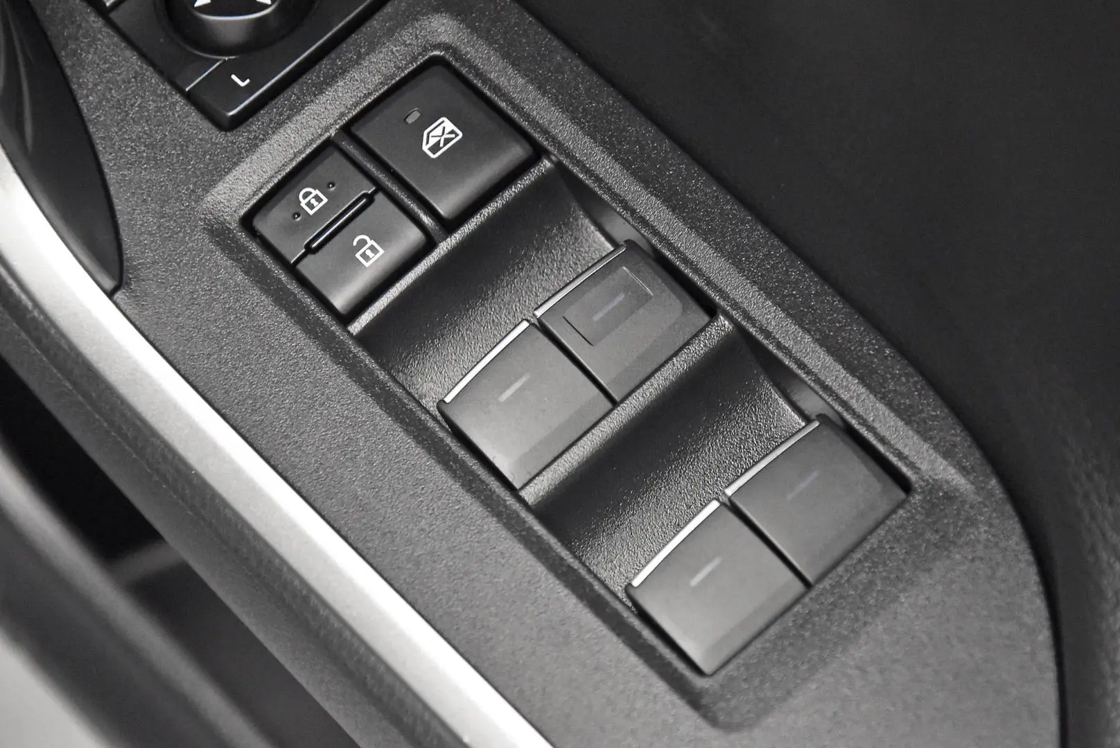 2023 Toyota RAV4 Gallery Image 10