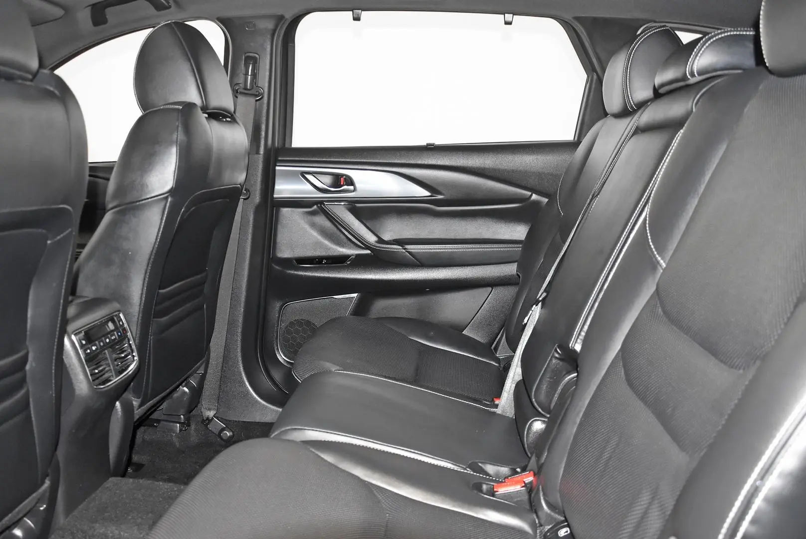 2021 Mazda CX-9 Gallery Image 18