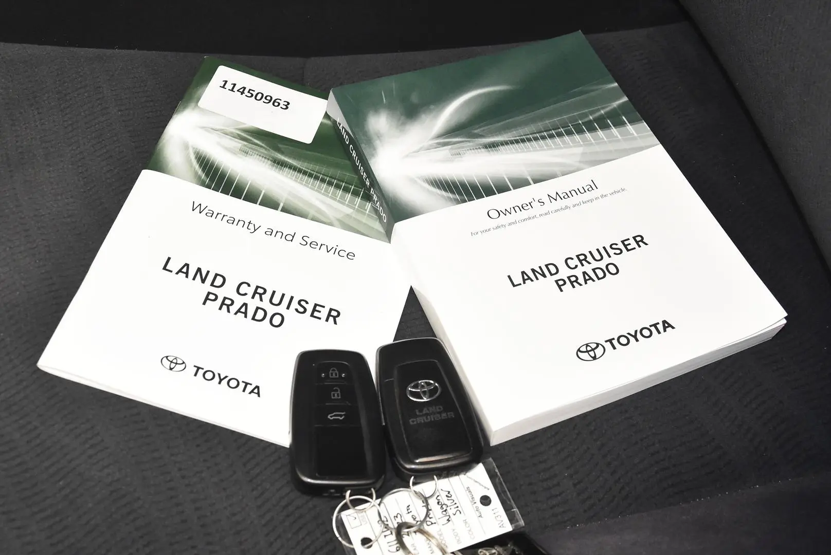 2023 Toyota Landcruiser Prado Gallery Image 18