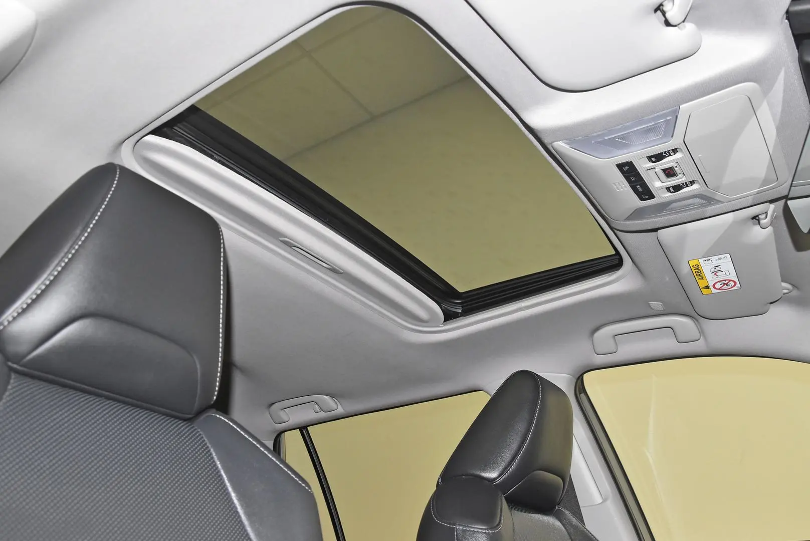 2024 Toyota RAV4 Gallery Image 20