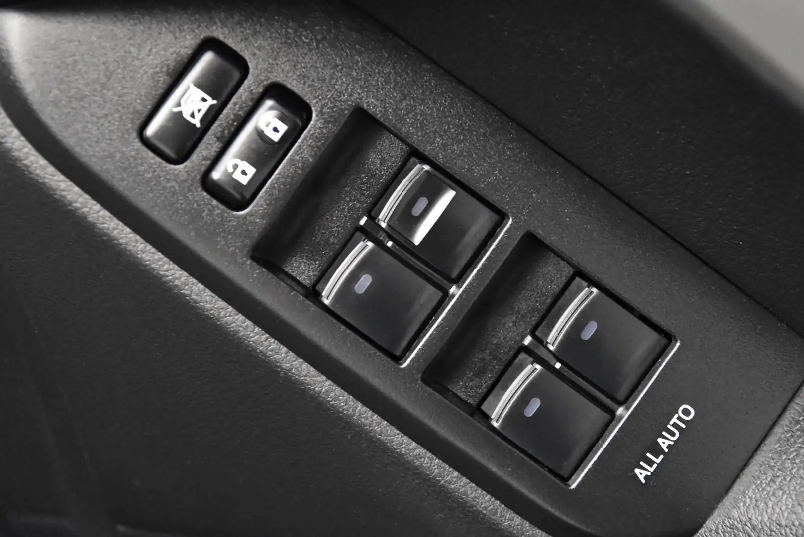 2021 Toyota Landcruiser Prado Gallery Image 8