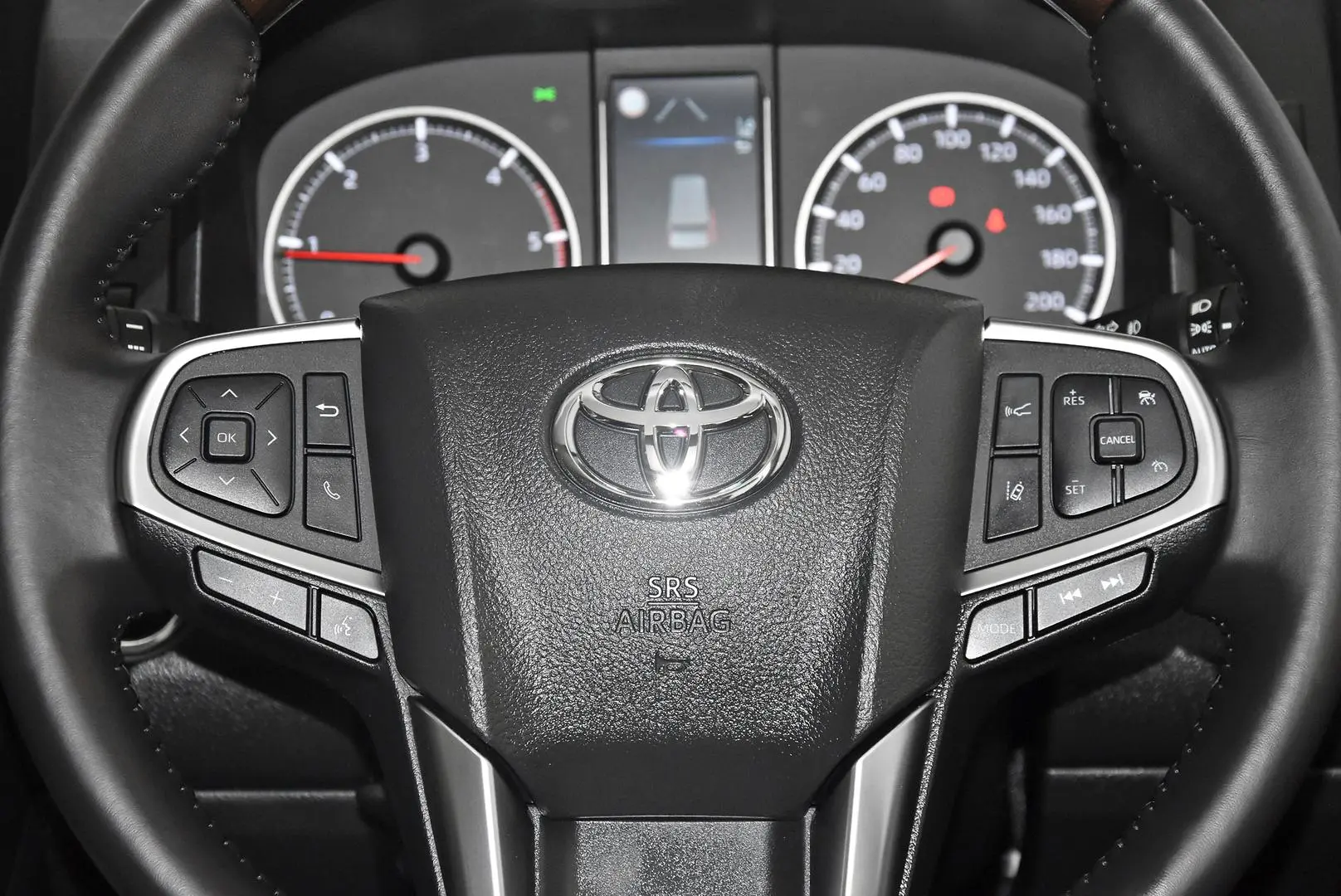 2025 Toyota Granvia Gallery Image 16