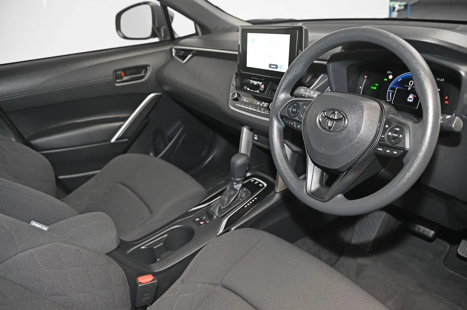 2023 Toyota Corolla Cross Gallery Image 9