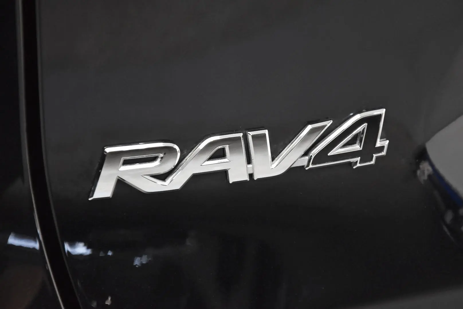 2023 Toyota RAV4 Gallery Image 7