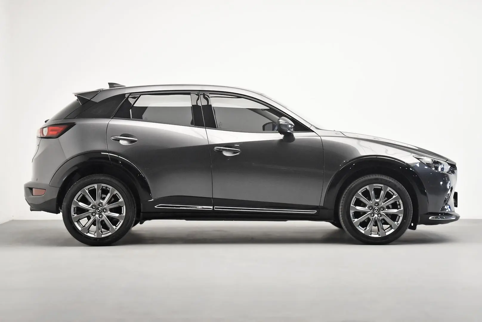 2022 Mazda CX-3 Gallery Image 3