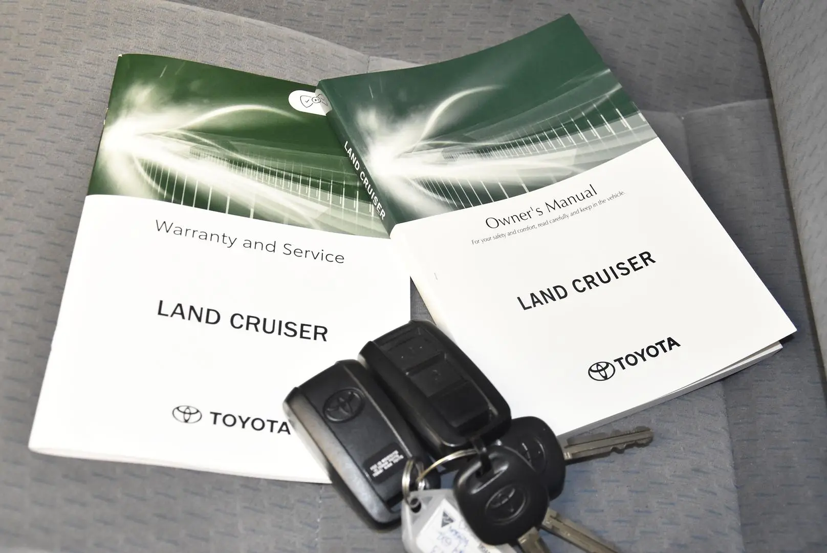 2024 Toyota Landcruiser Gallery Image 21