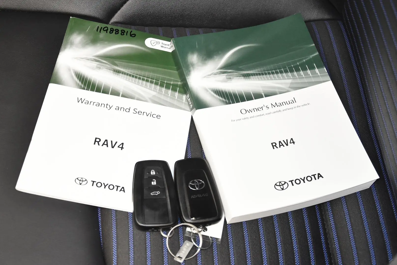 2024 Toyota RAV4 Gallery Image 20