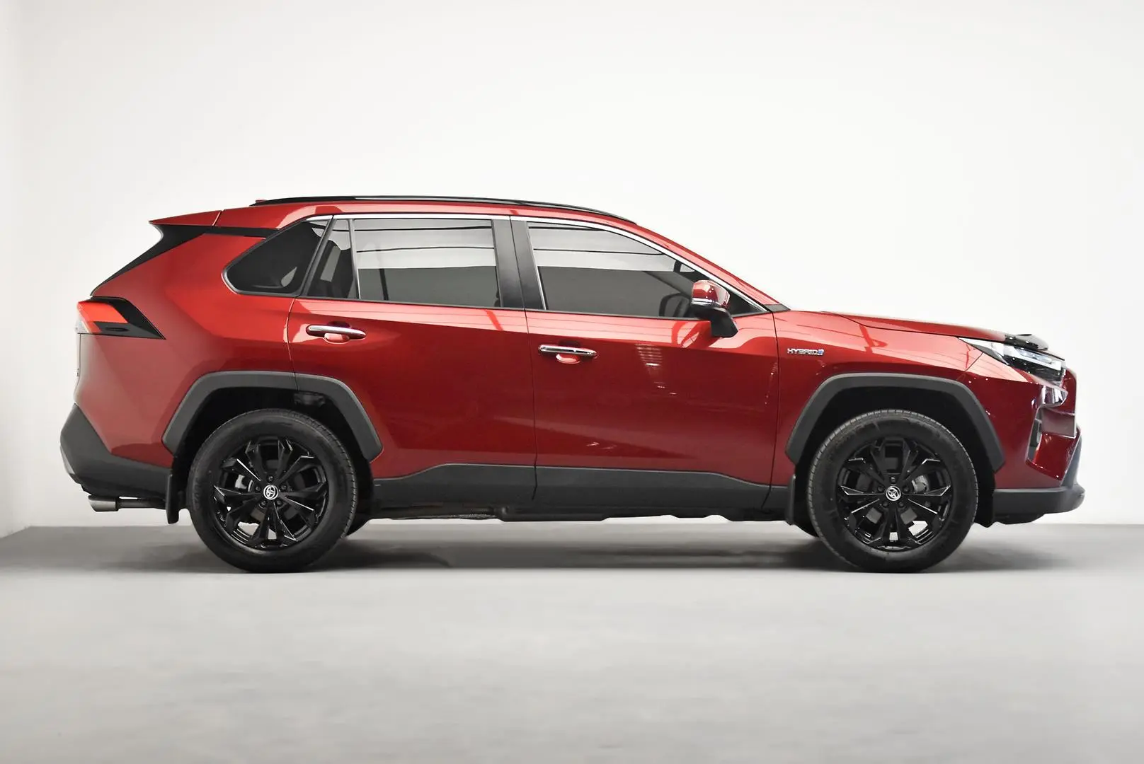 2022 Toyota RAV4 Gallery Image 3