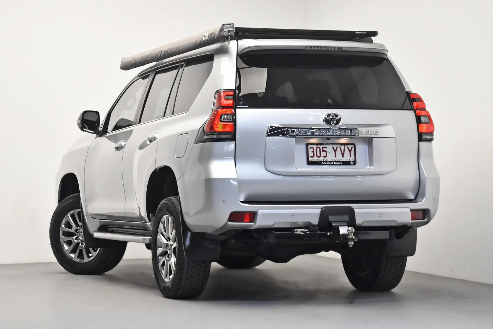 2019 Toyota Landcruiser Prado Gallery Image 5