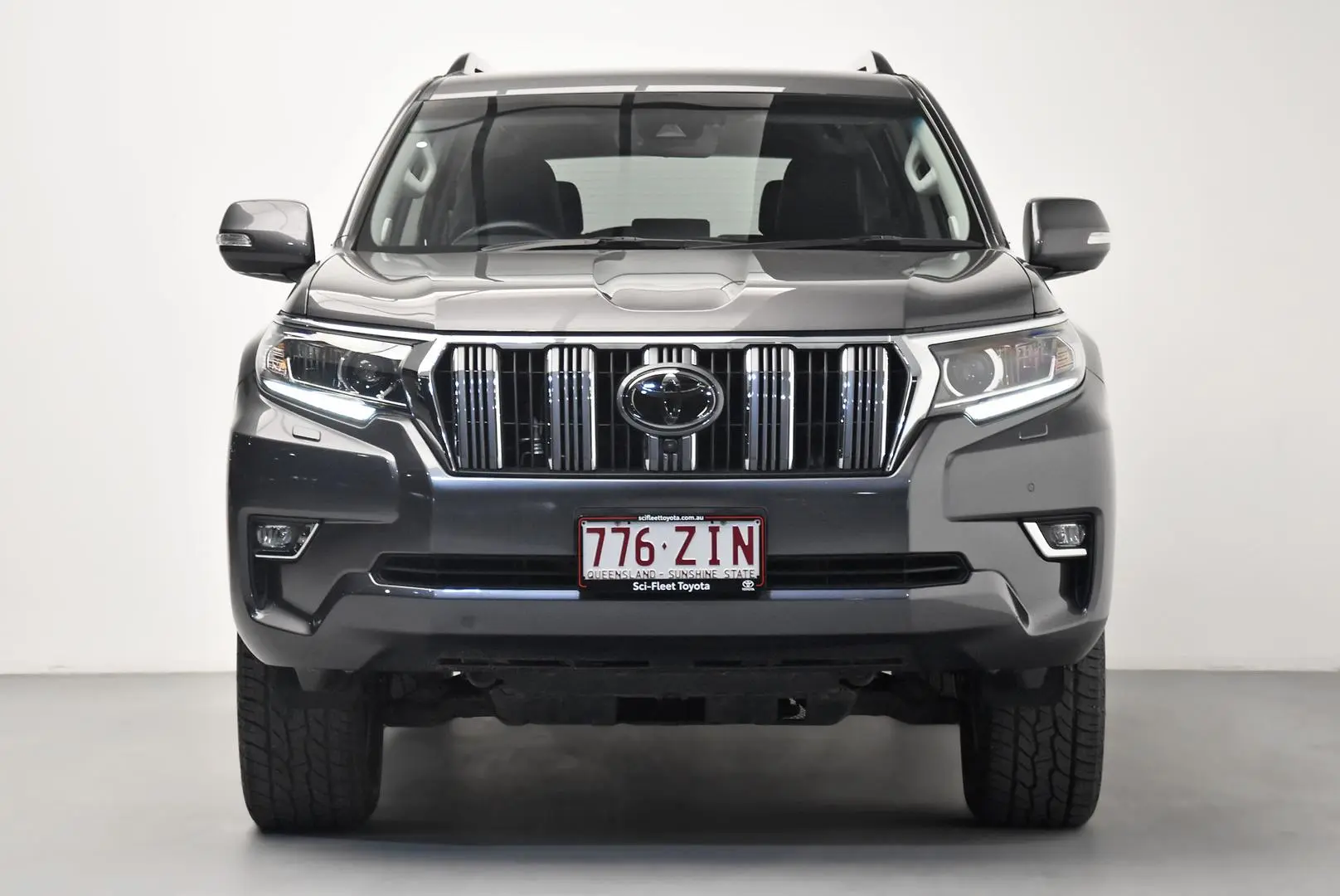 2019 Toyota Landcruiser Prado Gallery Image 2