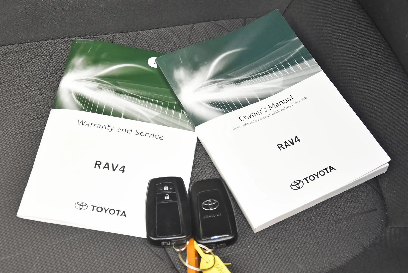 2021 Toyota RAV4 Gallery Image 19