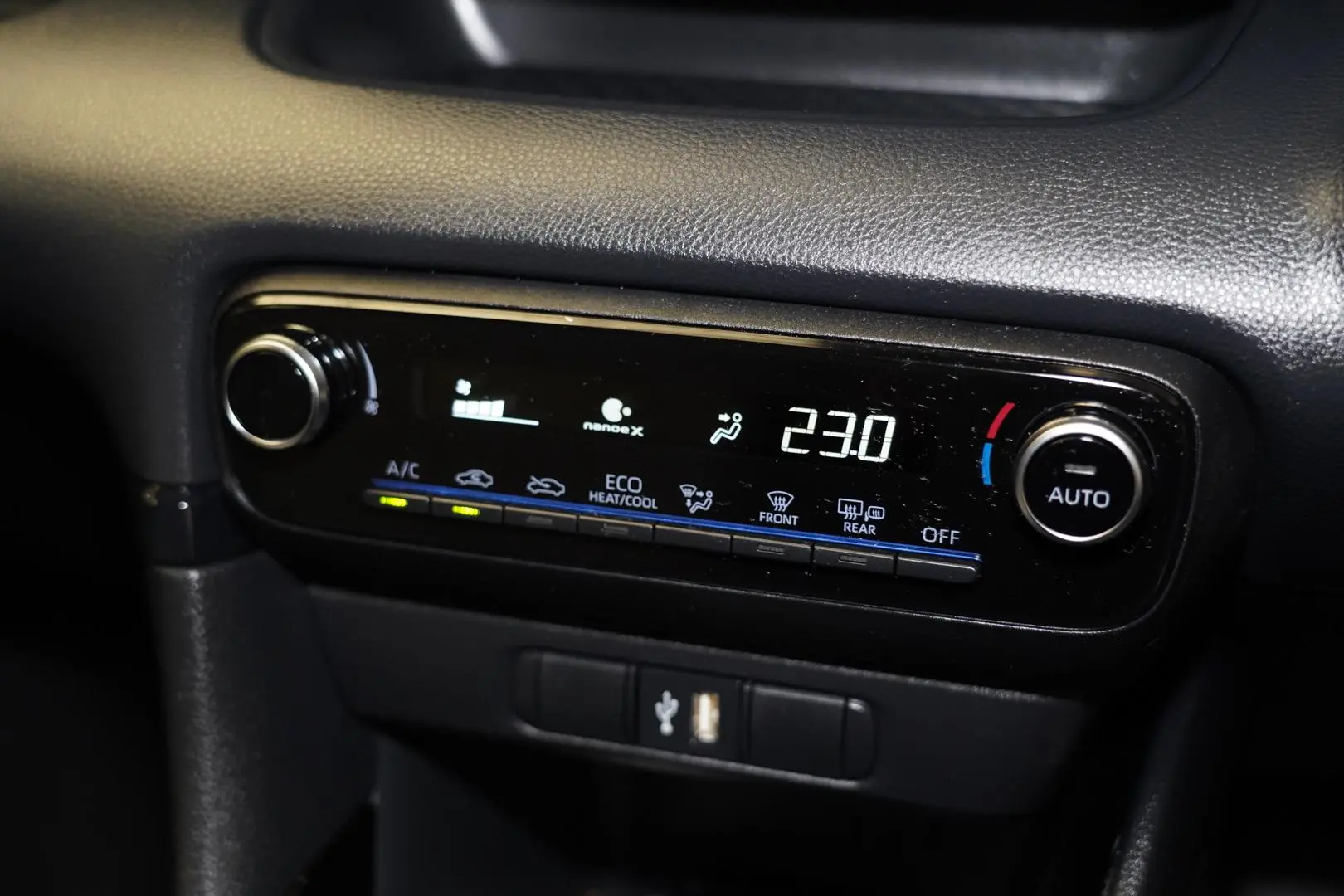2023 Toyota Yaris Gallery Image 17