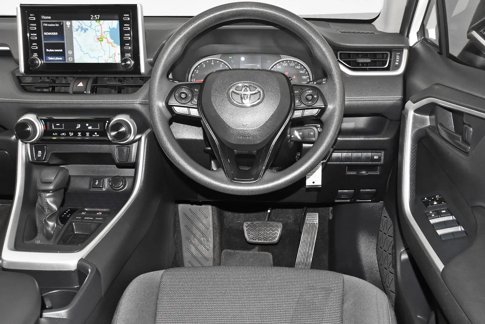 2020 Toyota RAV4 Gallery Image 14