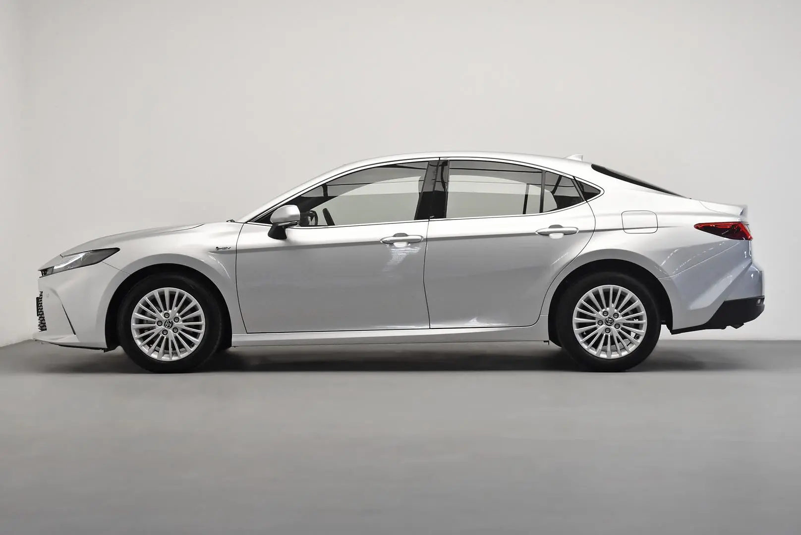 2024 Toyota Camry Gallery Image 4