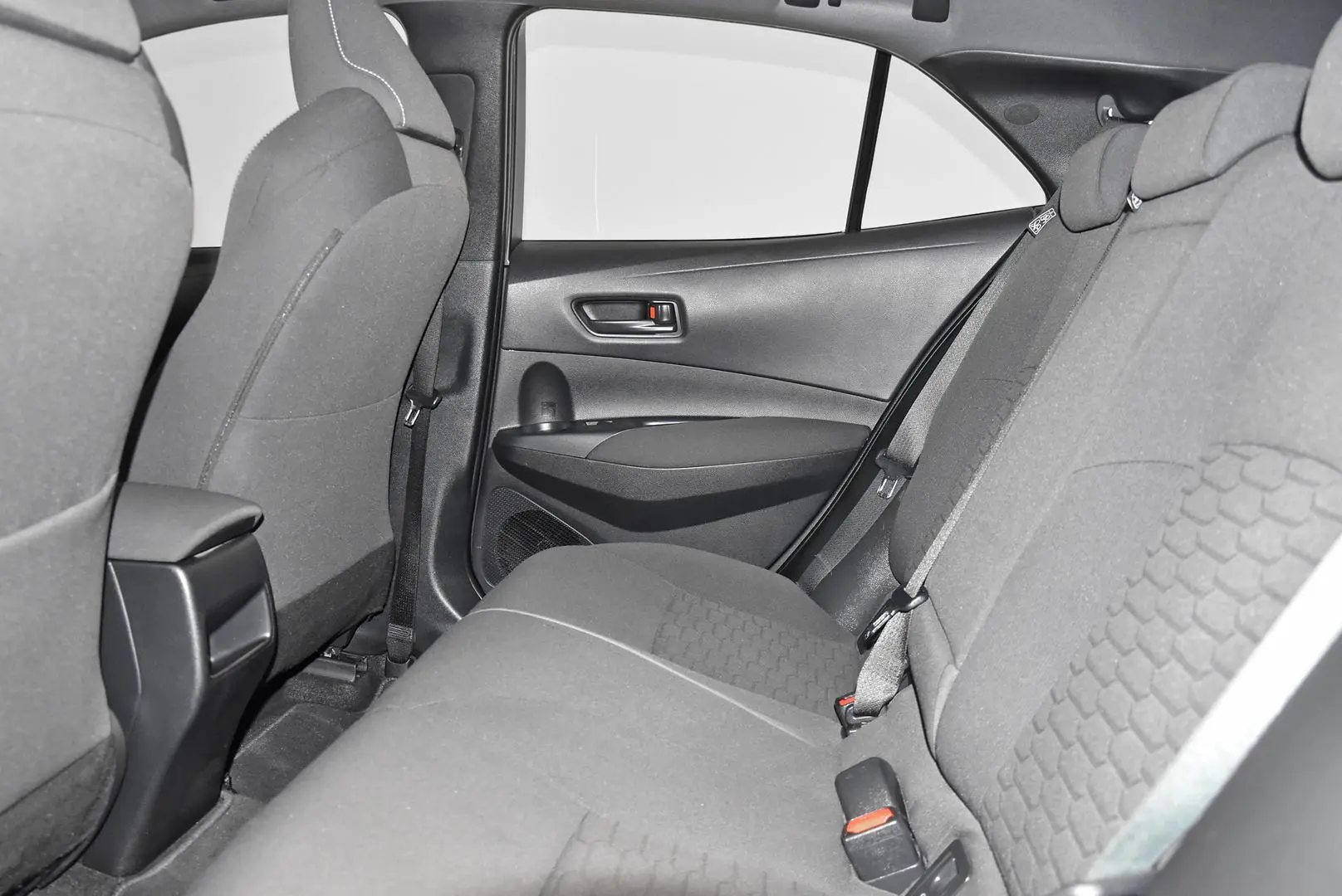 2020 Toyota Corolla Gallery Image 18