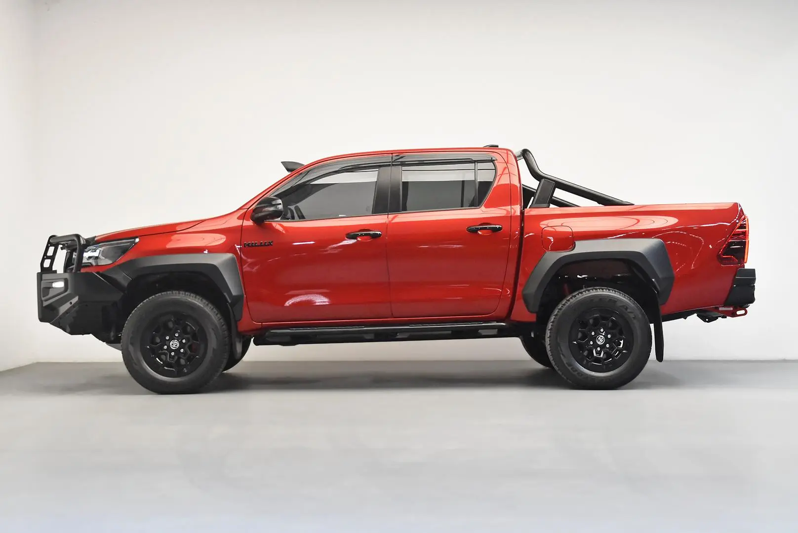 2024 Toyota Hilux Gallery Image 4