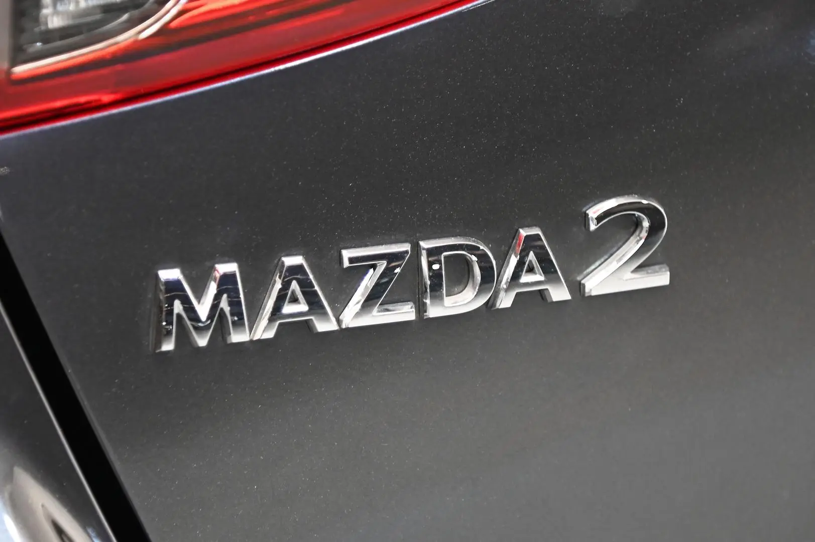 2022 Mazda 2 Image 7