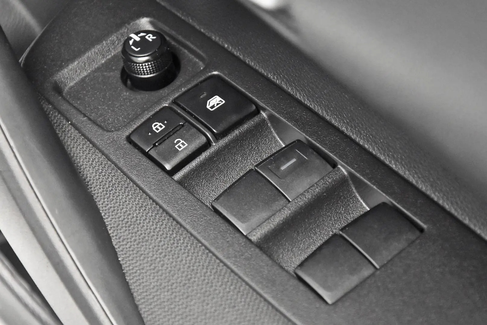 2024 Toyota Corolla Gallery Image 10