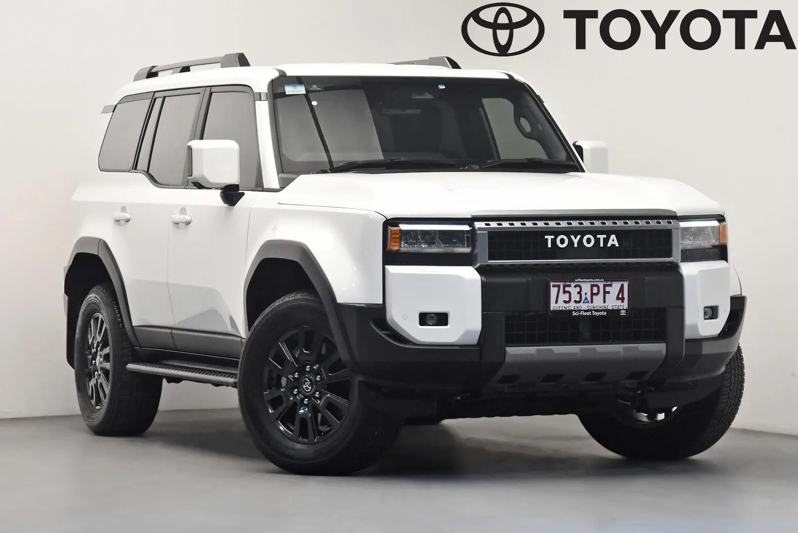 2025 Toyota Landcruiser Prado Gallery Image 1