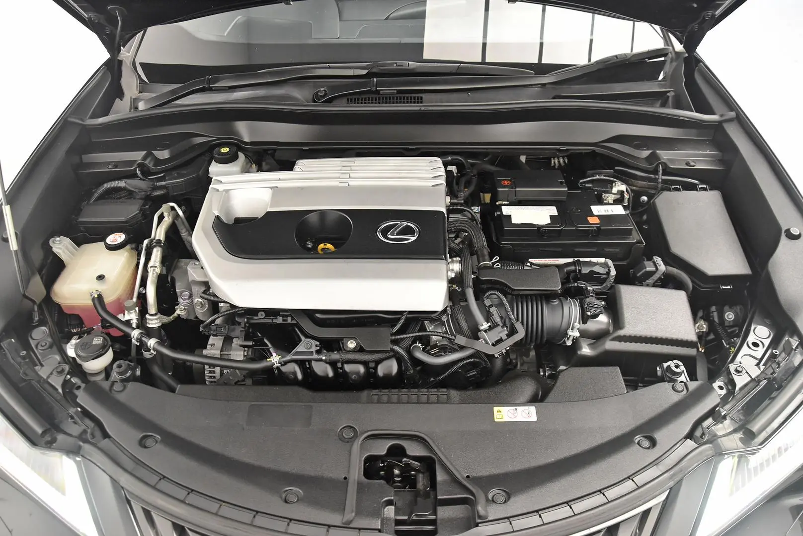 2019 Lexus UX Gallery Image 22