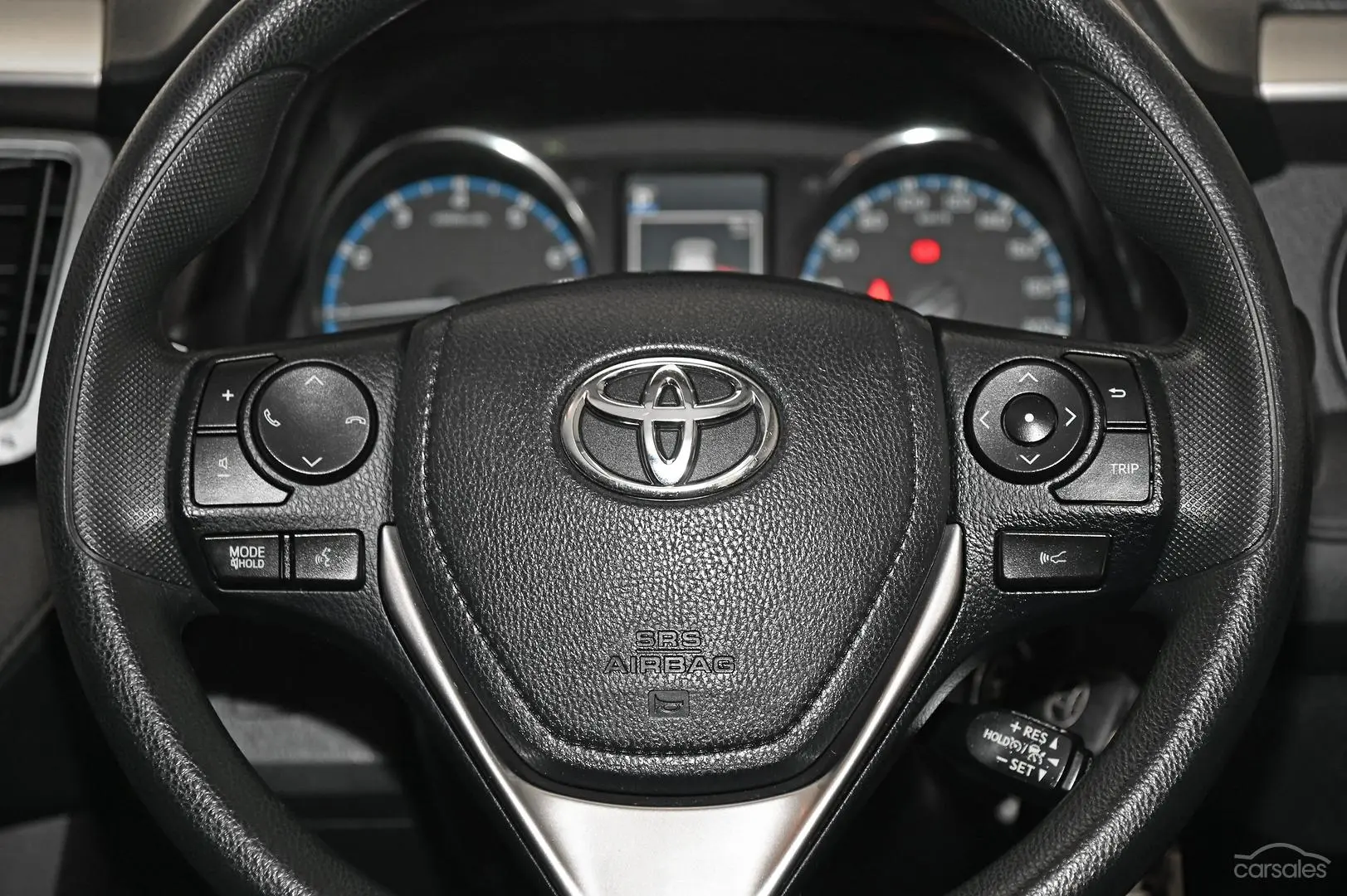 2018 Toyota RAV4 Image 15
