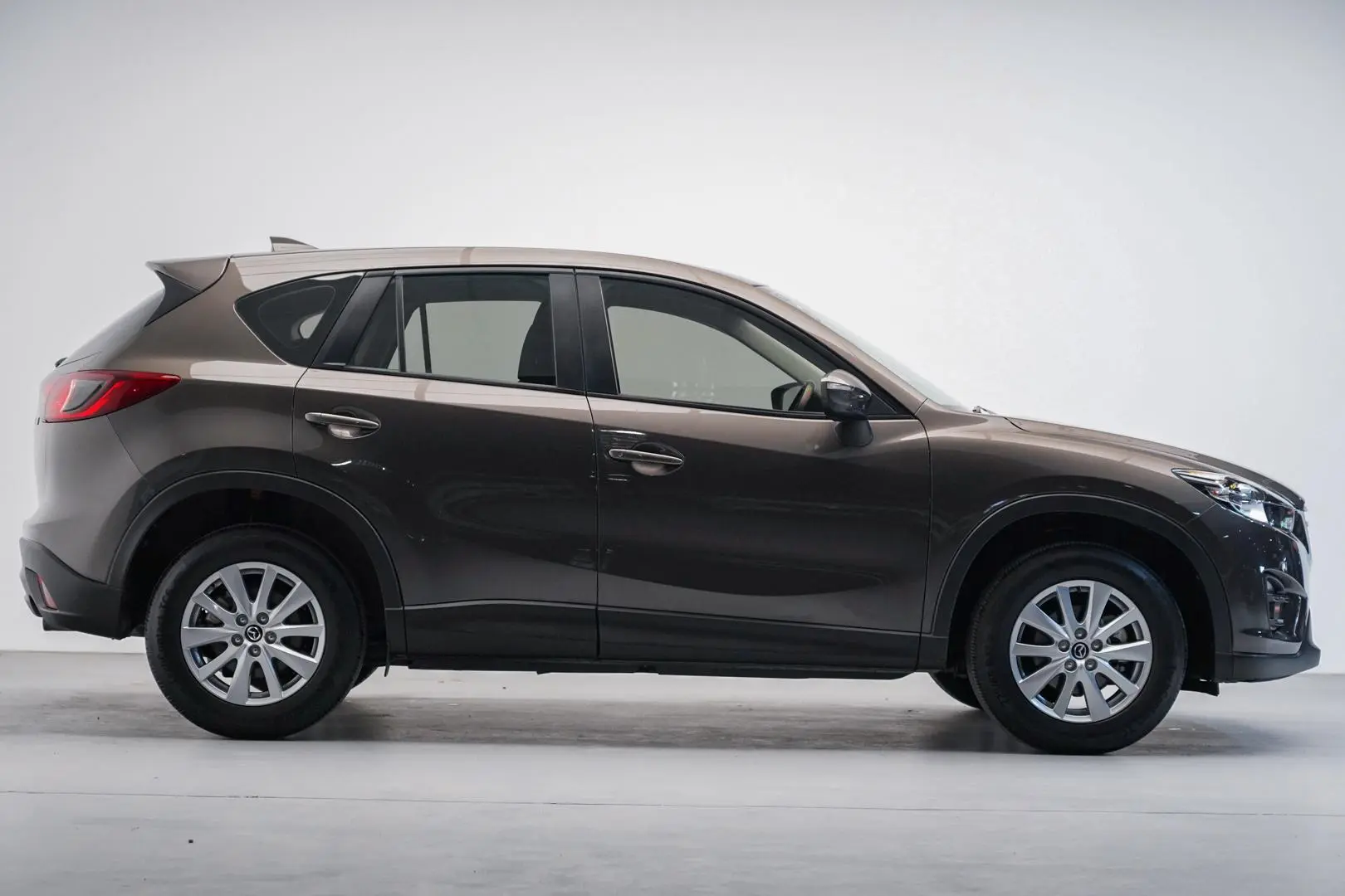 2014 Mazda CX-5 Gallery Image 2
