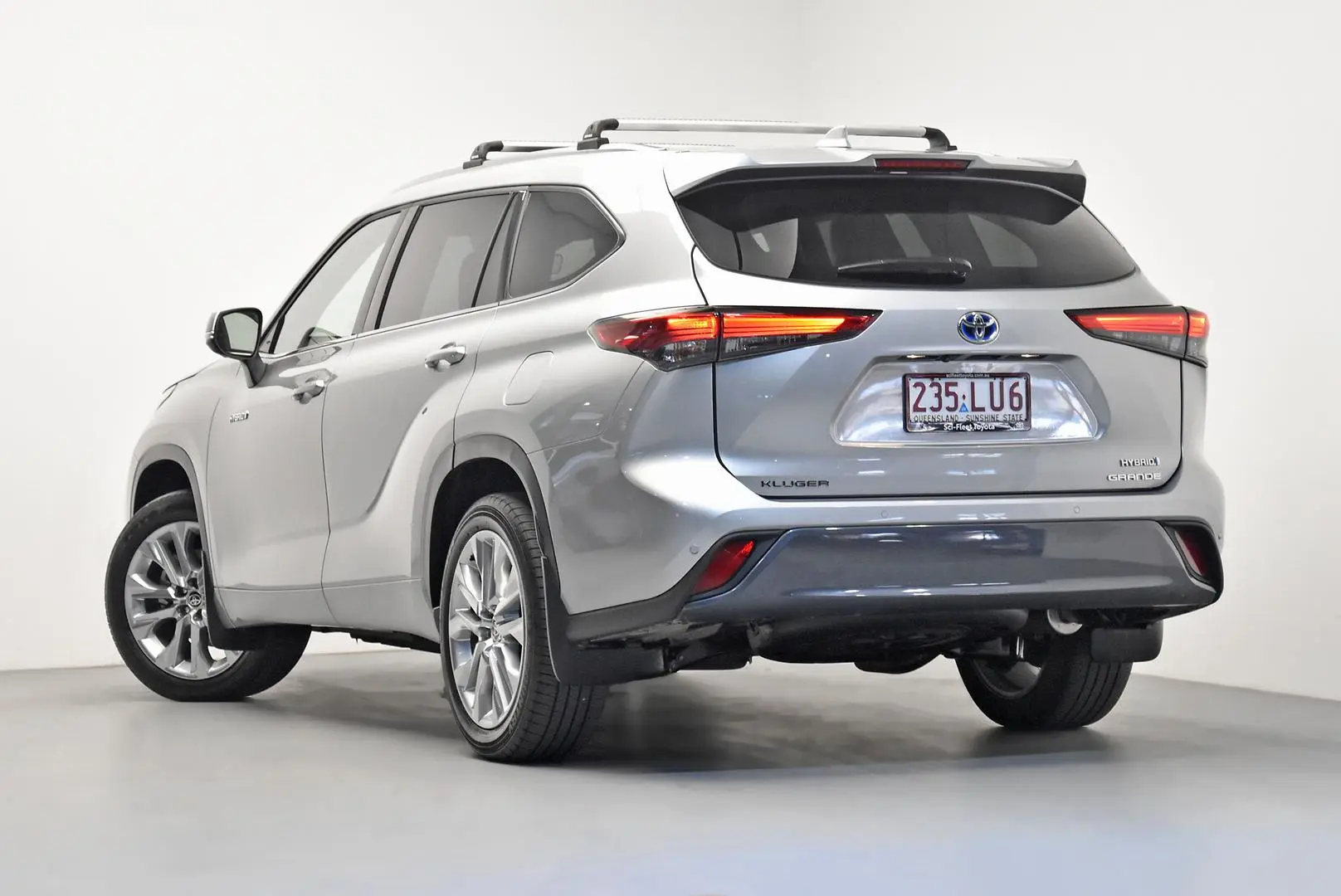 2021 Toyota Kluger Gallery Image 5