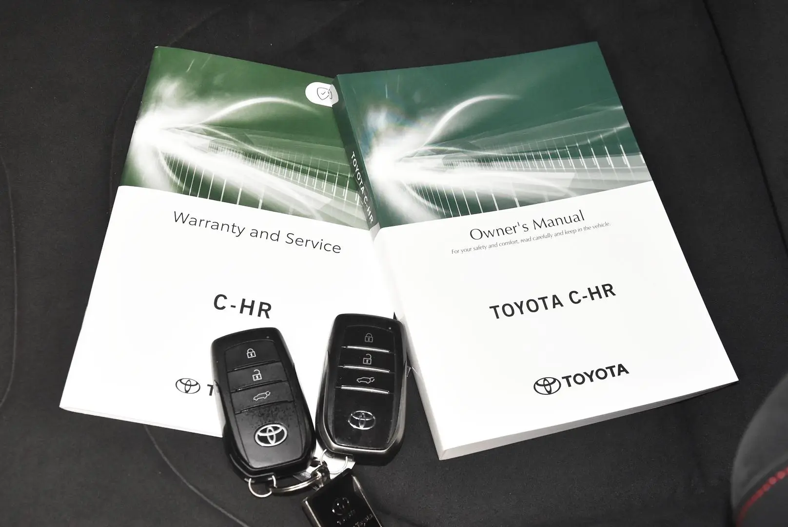 2025 Toyota C-HR Gallery Image 20