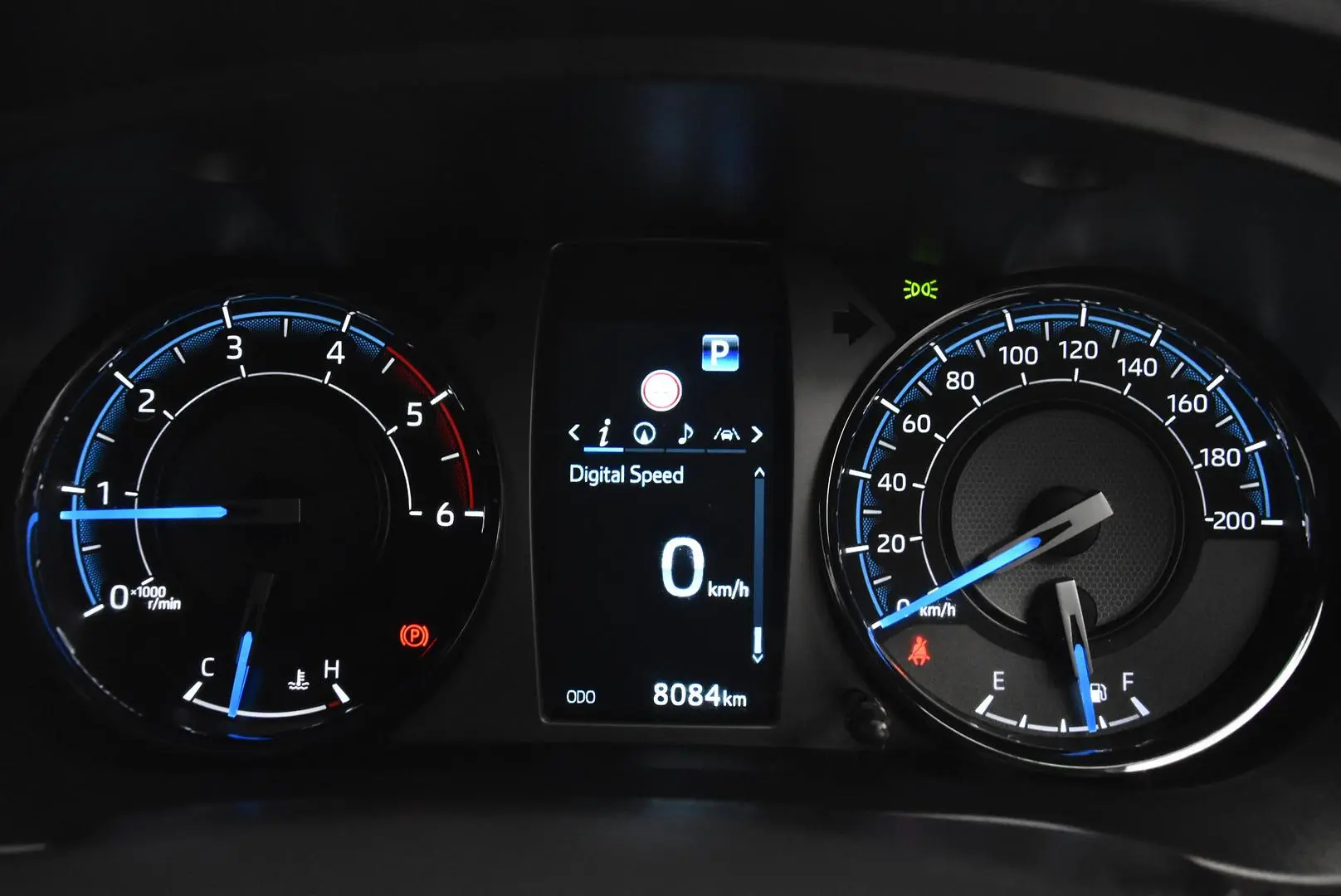 2024 Toyota Hilux Gallery Image 10