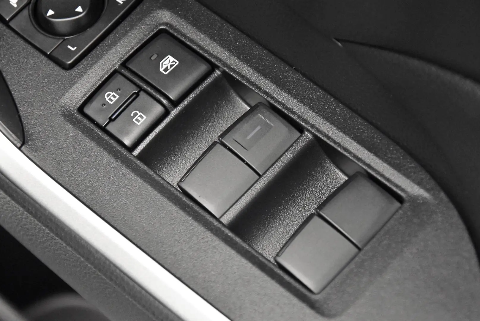 2024 Toyota RAV4 Gallery Image 10