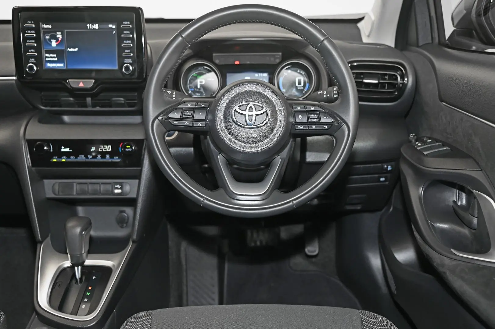 2023 Toyota Yaris Cross Gallery Image 15