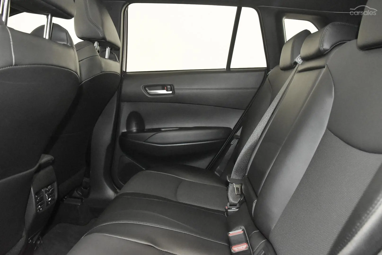 2022 Toyota Corolla Cross Gallery Image 19