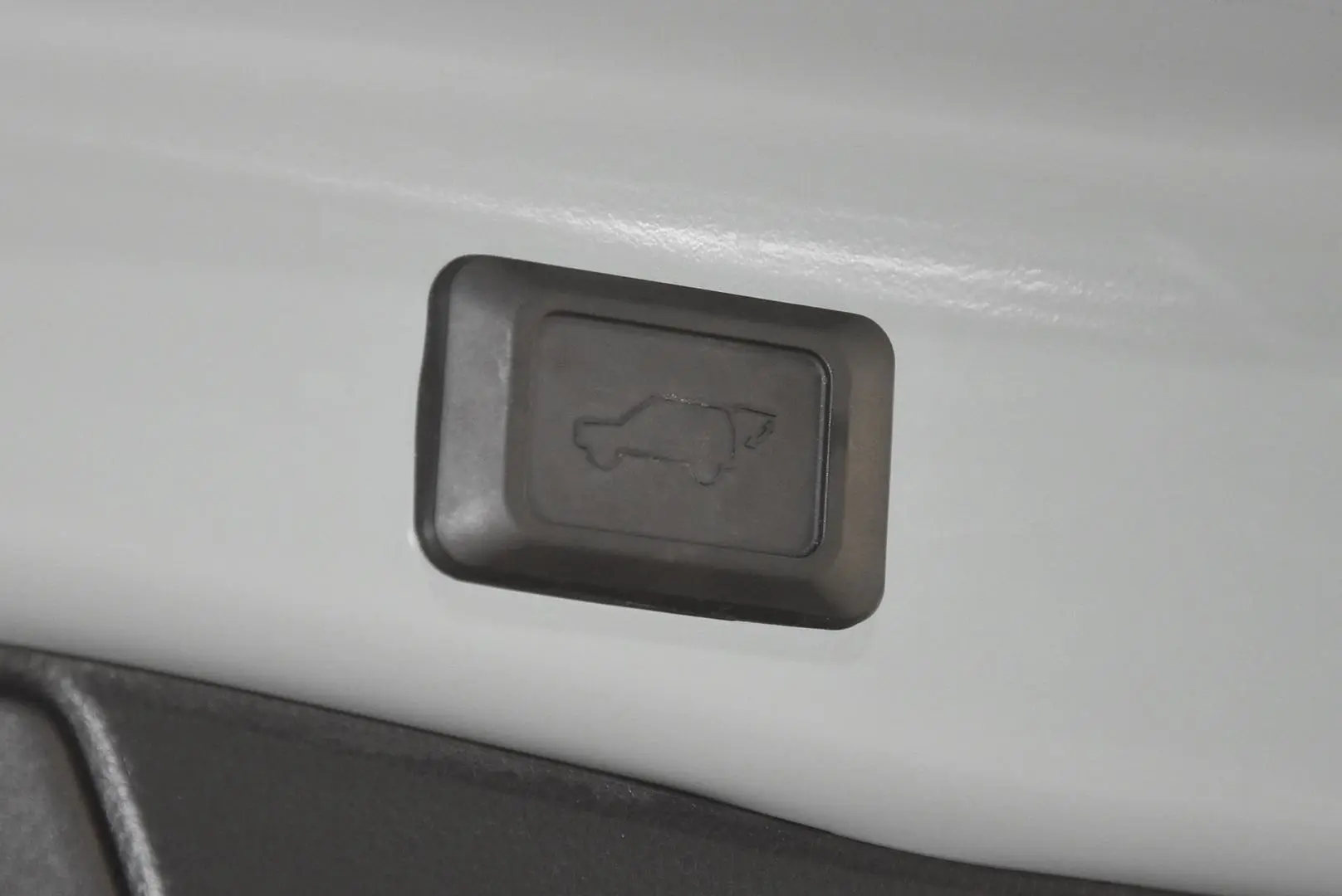 2024 Toyota RAV4 Gallery Image 23