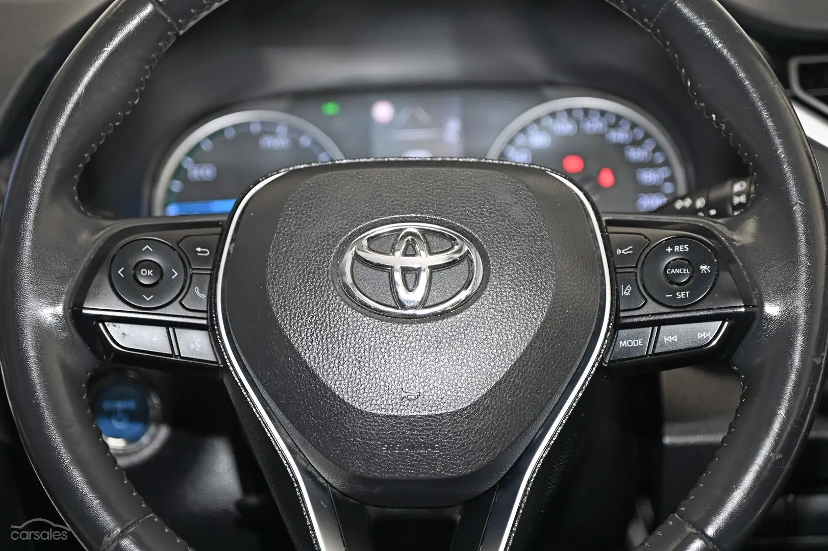 2020 Toyota RAV4 Image 16