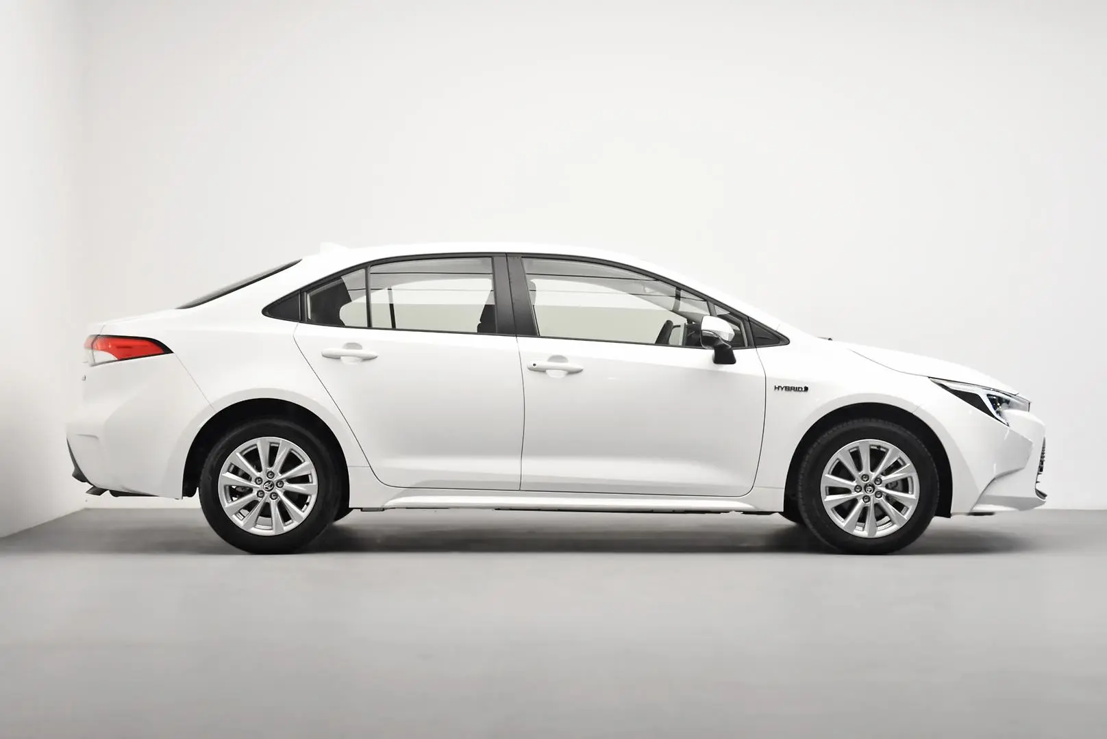 2024 Toyota Corolla Gallery Image 3