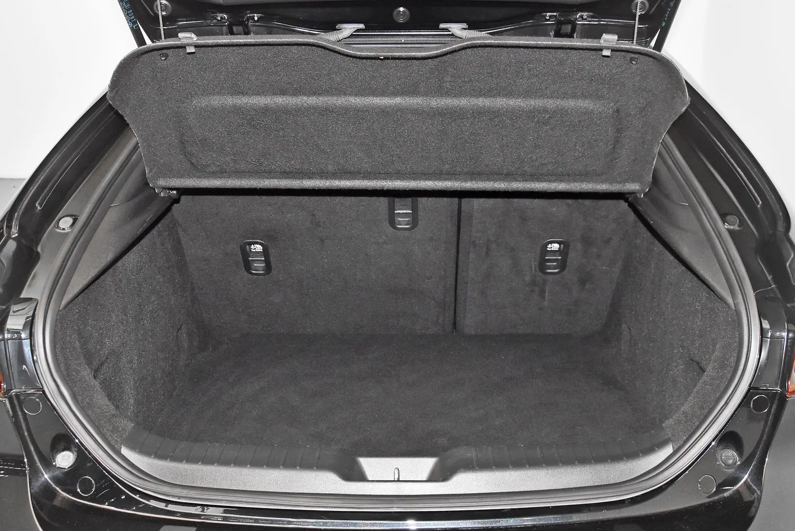 2019 Mazda 3 Gallery Image 20