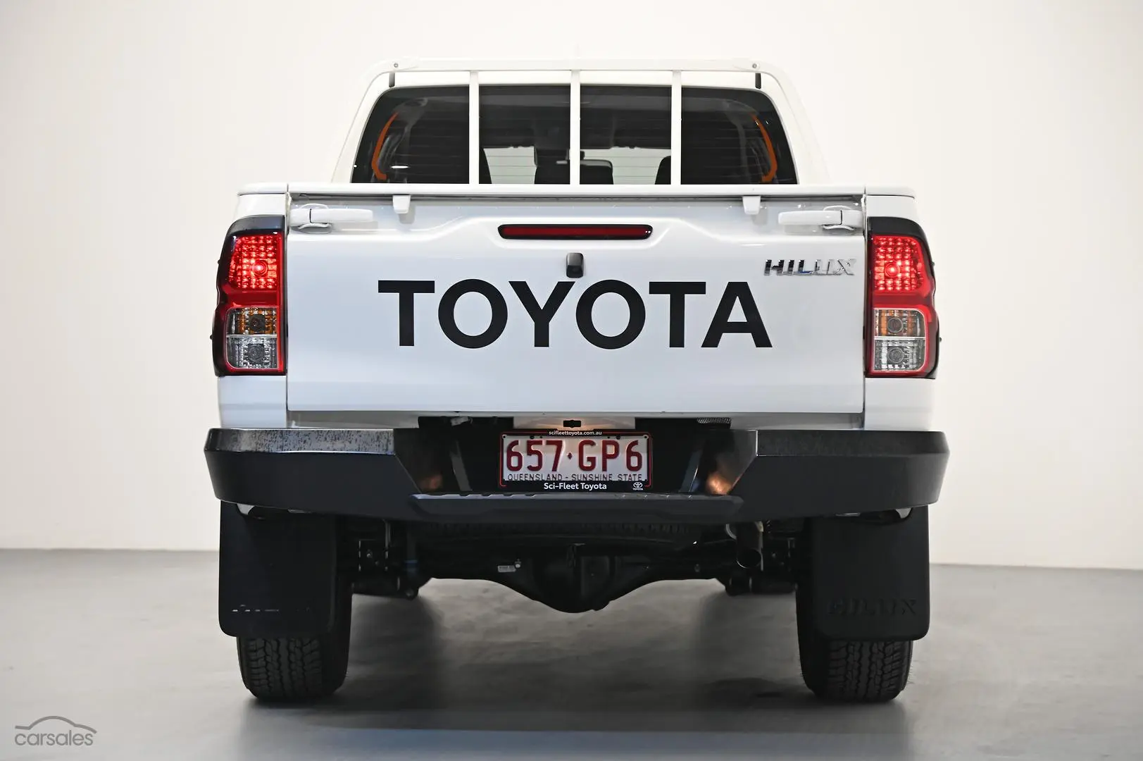 2023 Toyota Hilux Image 6