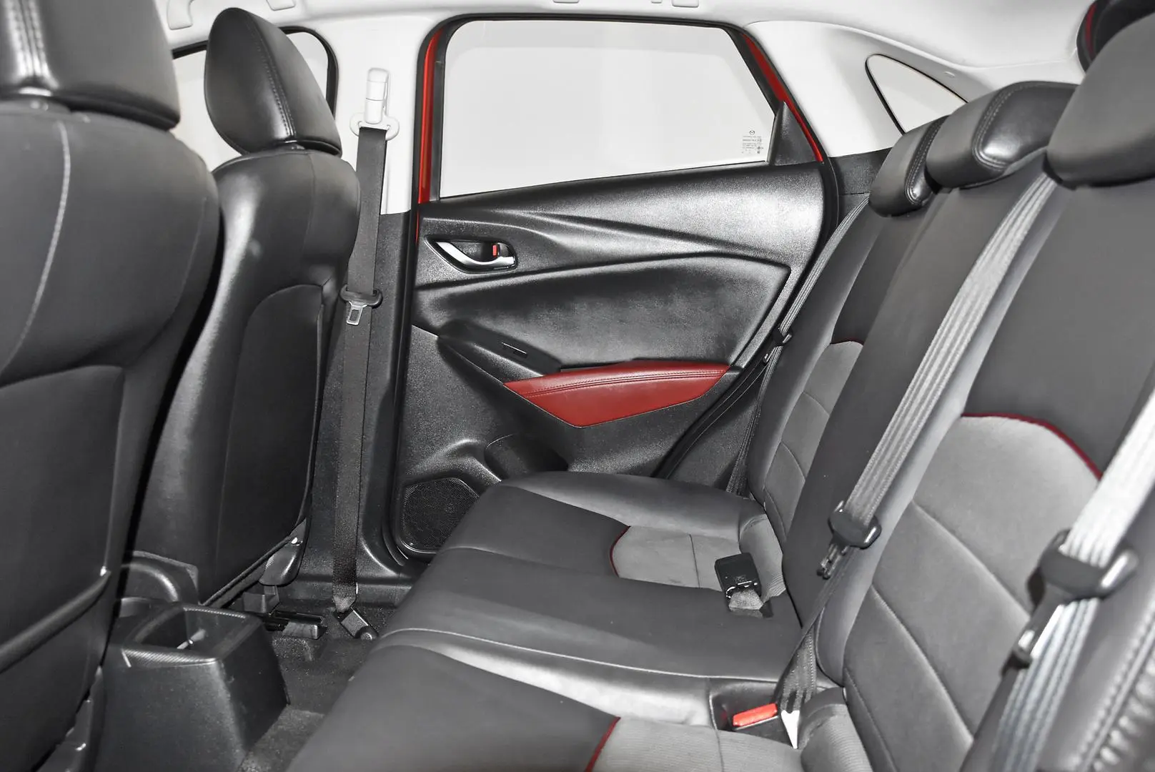 2016 Mazda CX-3 Gallery Image 18