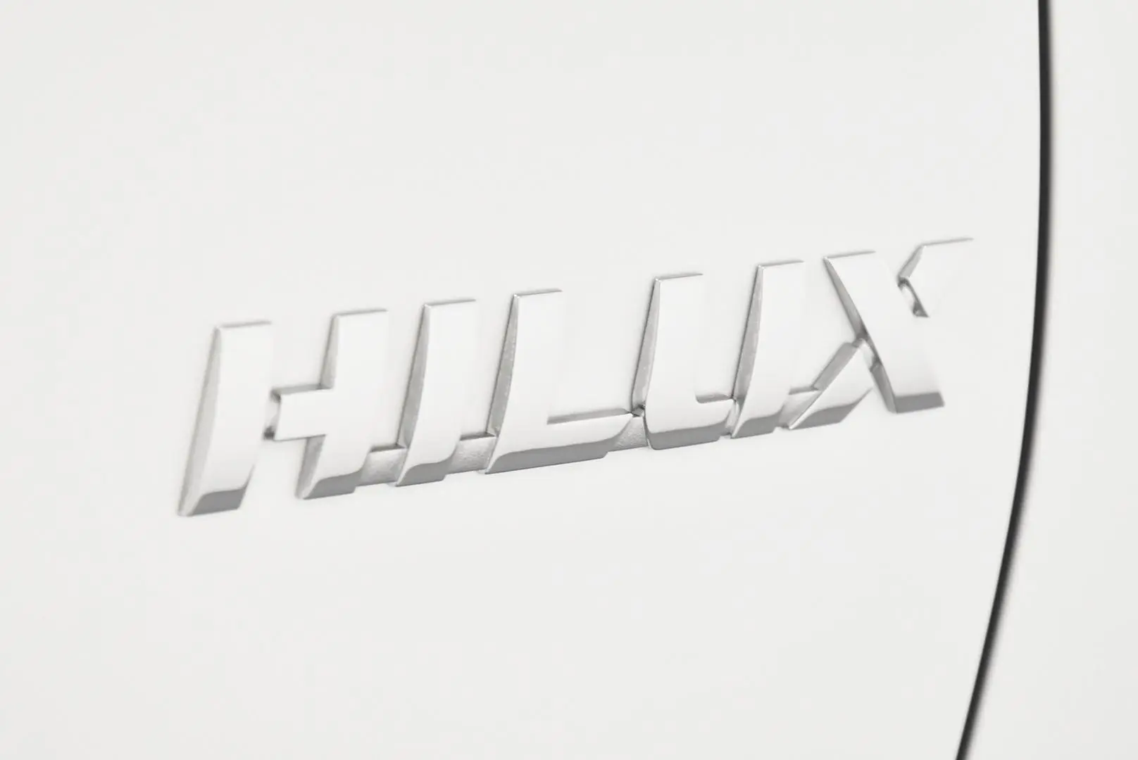 2020 Toyota Hilux Gallery Image 7