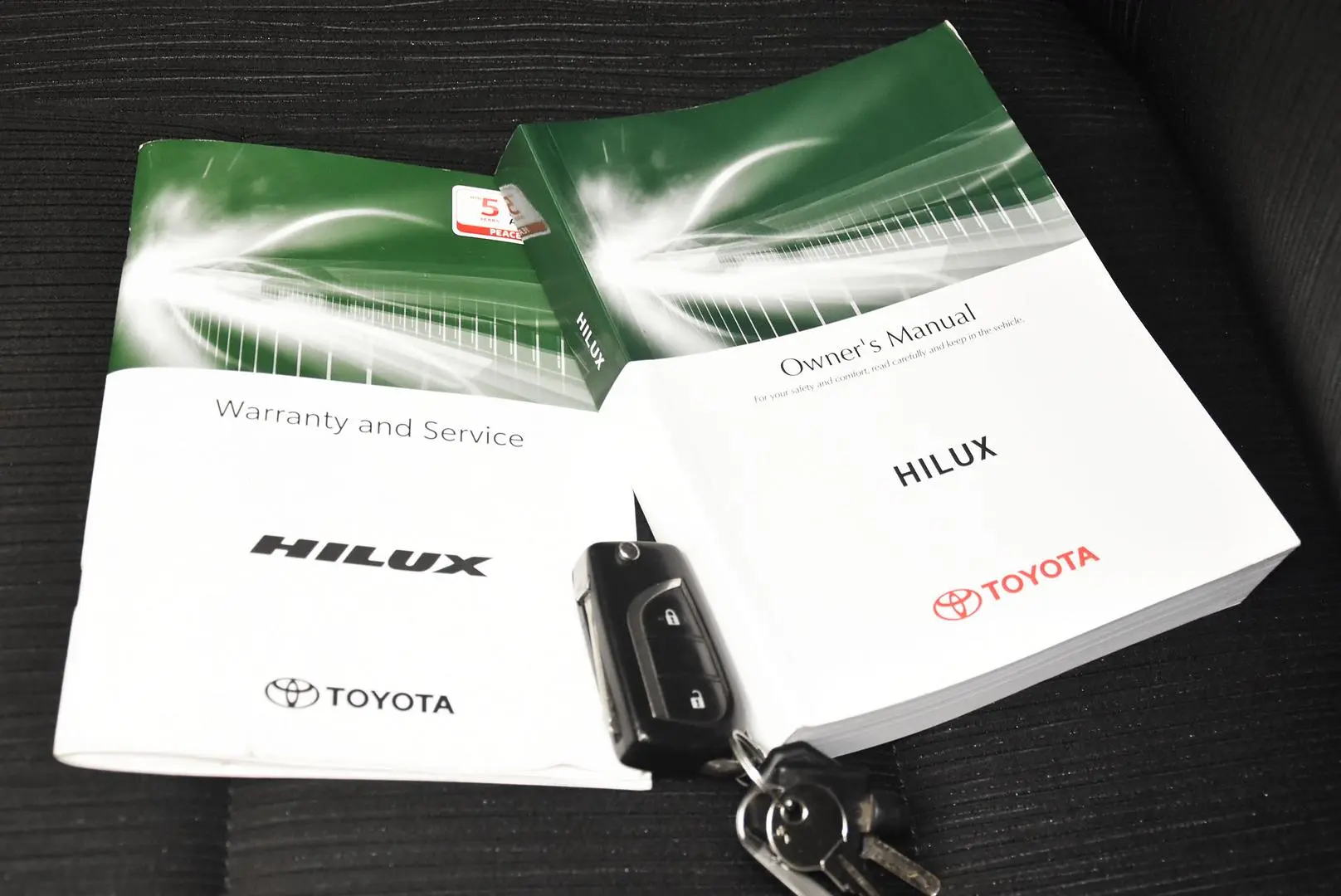 2020 Toyota Hilux Gallery Image 19